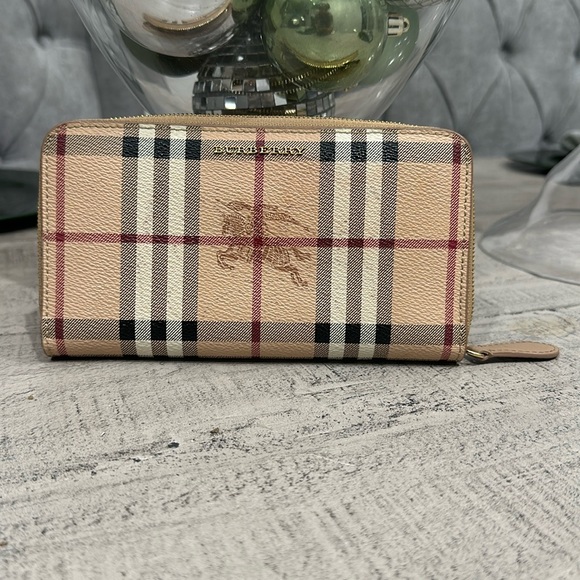 Burberry Wallet - Picture 1 of 10